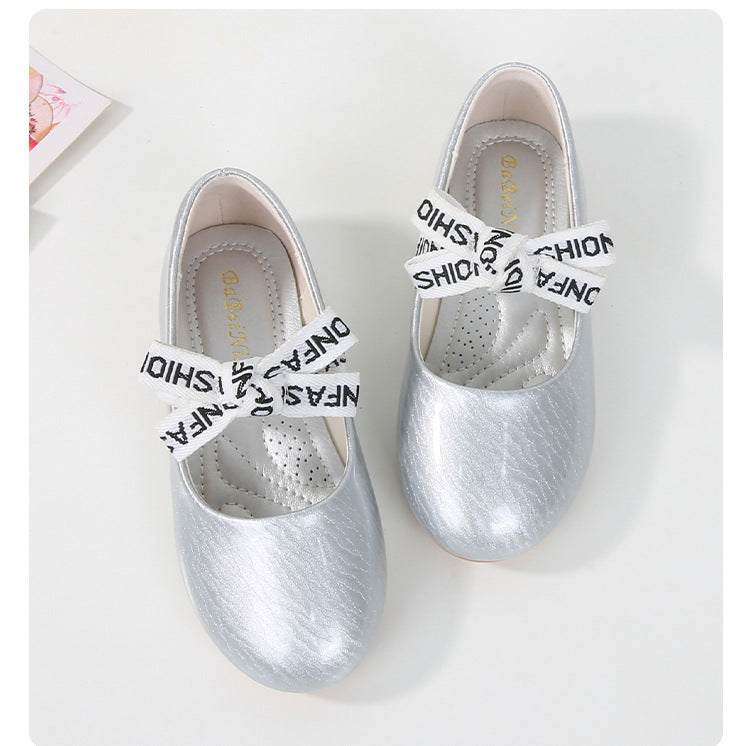 GLOSSY PRINCESS SHOES – SHINE WITH PATENT ELEGANCE