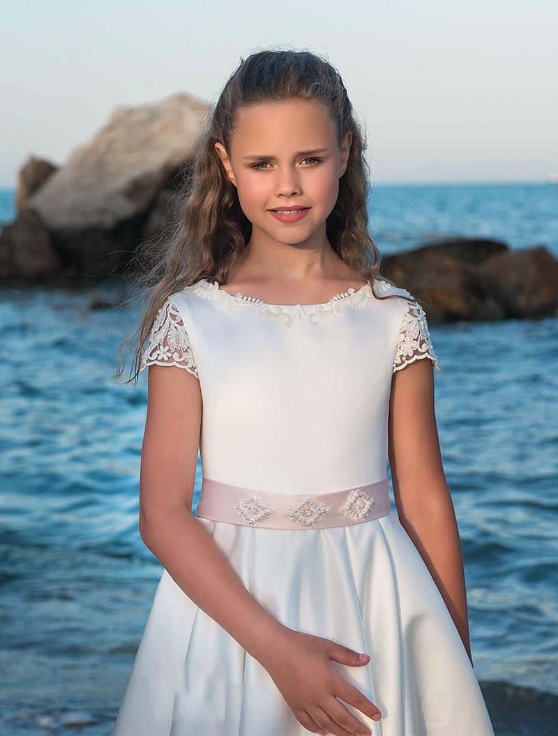 PEARL QUEEN" COMMUNION DRESS WITH LONG TRAIN AND LACE BACK