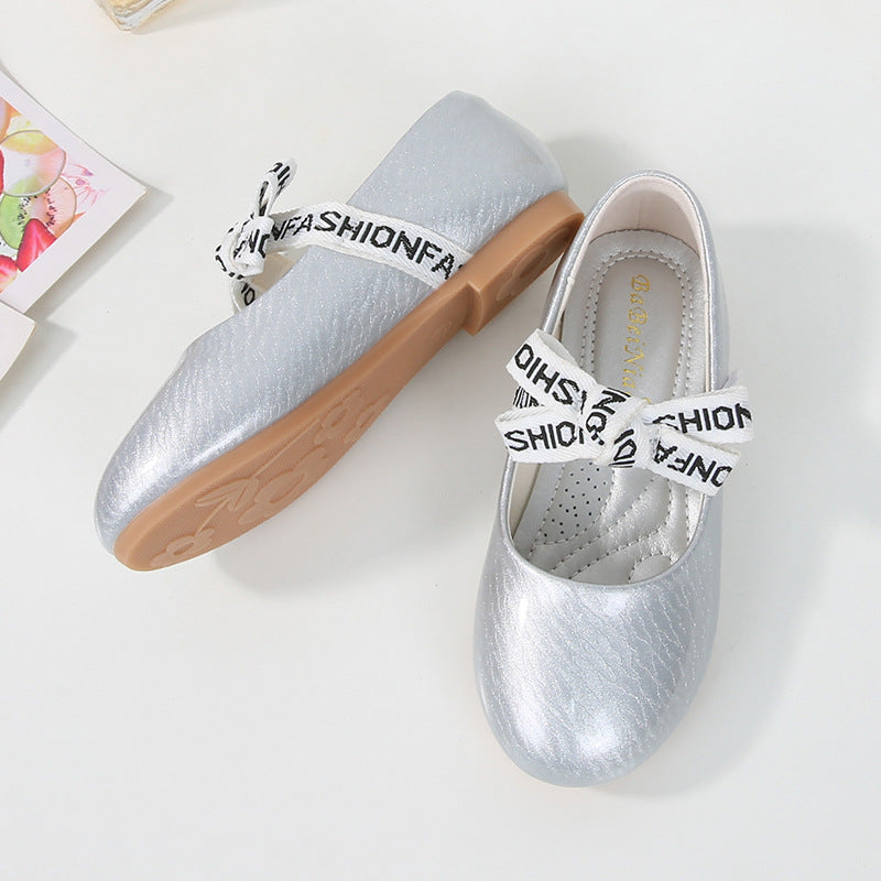 GLOSSY PRINCESS SHOES – SHINE WITH PATENT ELEGANCE