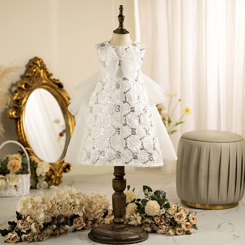 “FLORAL DREAM” – UNIQUE CEREMONY DRESS WITH TULLE TRAIN