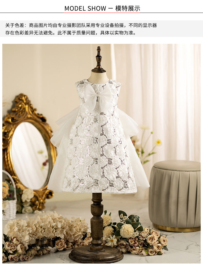 “FLORAL DREAM” – UNIQUE CEREMONY DRESS WITH TULLE TRAIN