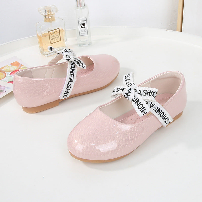 GLOSSY PRINCESS SHOES – SHINE WITH PATENT ELEGANCE